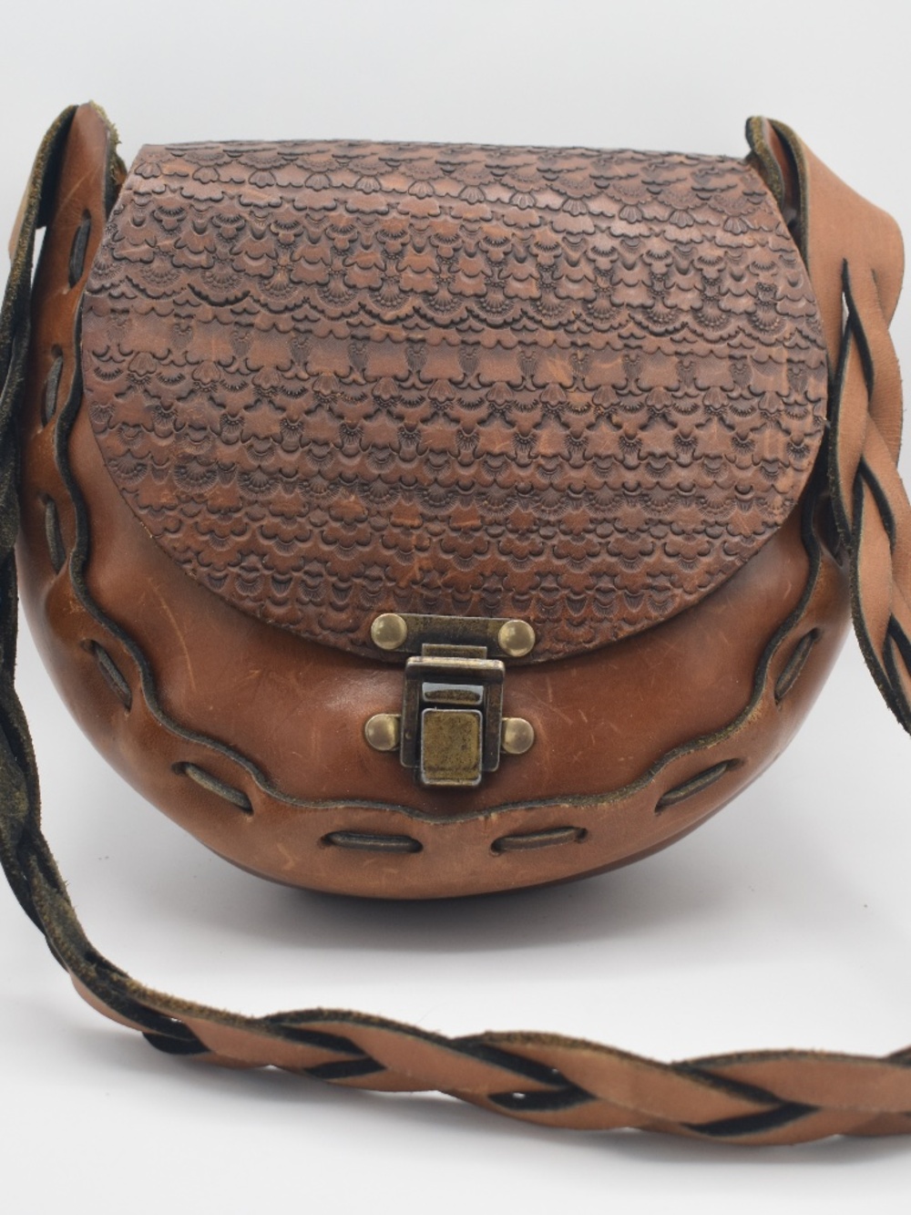 Vintage Hand Tooled Leather Indian Head Buffalo Nickel Coin Snap Shoulder Bag